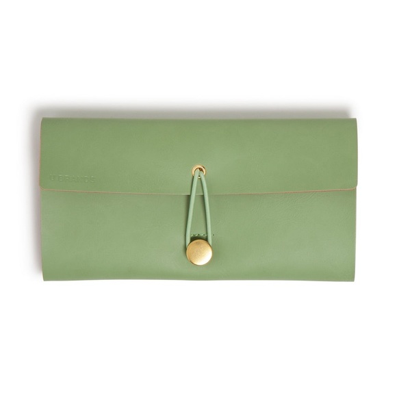 🔥 Stylish Eyewear Collection with Accessories Lot 7 pieces varied. 🔥 - Picture 2 of 6